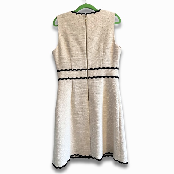 Kate Spade Scalloped Tweed Shift Dress Cream Black Trim Size 12 EUC - Picture 2 of 8